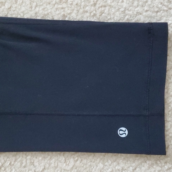 Lululemon capris - Picture 5 of 6